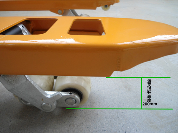 2噸手動(dòng)液壓叉車(chē)一站式廠家供應(yīng)地牛多少錢(qián)--河北東圣吊索具制造有限公司--小型攪拌機(jī)|石材夾具|液壓堆高車(chē)|手動(dòng)叉車(chē) 2噸手動(dòng)液壓叉車(chē)一站式廠家供應(yīng)地牛多少錢(qián)--河北東圣吊索具制造有限公司--小型攪拌機(jī)|石材夾具|液壓堆高車(chē)|手動(dòng)叉車(chē)