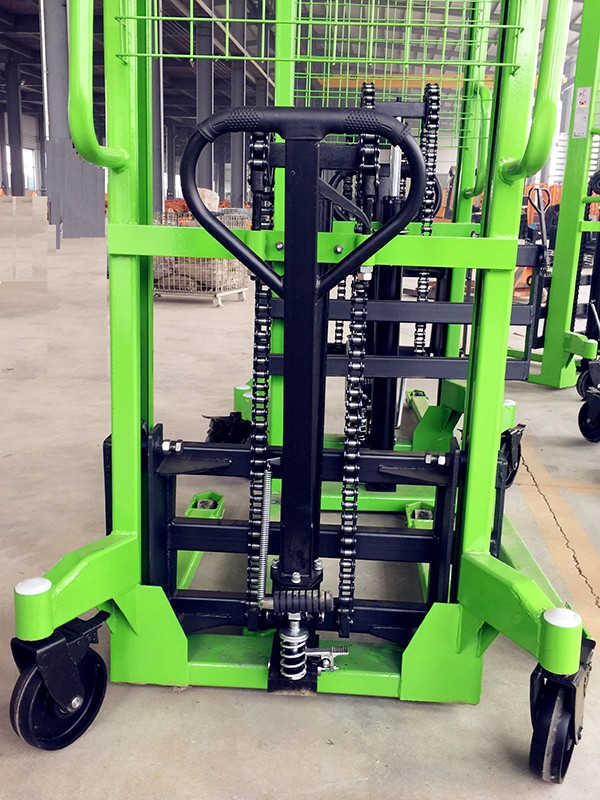 C型鋼手動液壓搬運車 C型鋼手動液壓搬運車